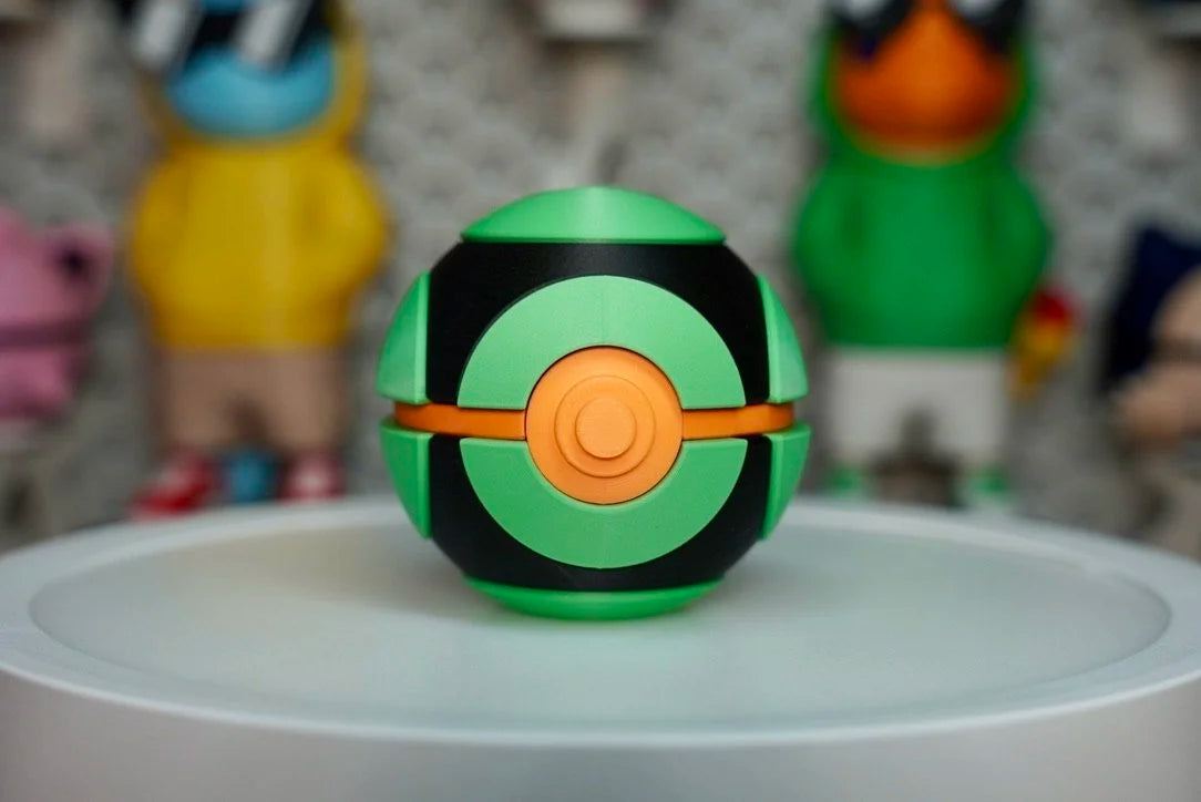 Dusk Ball Poké Ball Replica – 3D Printed Pokémon Display Prop for Collectors