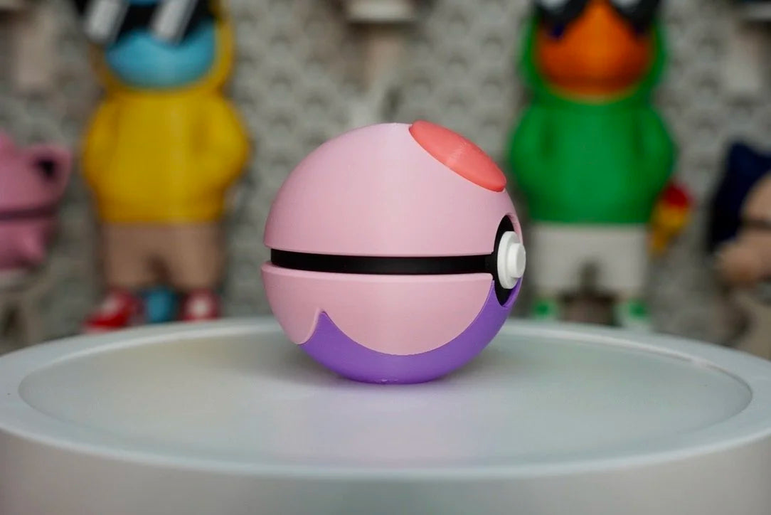 Dream Ball Poké Ball Replica – Premium 3D Printed Pokémon Prop