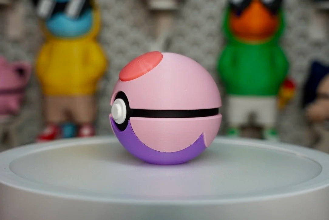 Dream Ball Poké Ball Replica – Premium 3D Printed Pokémon Prop