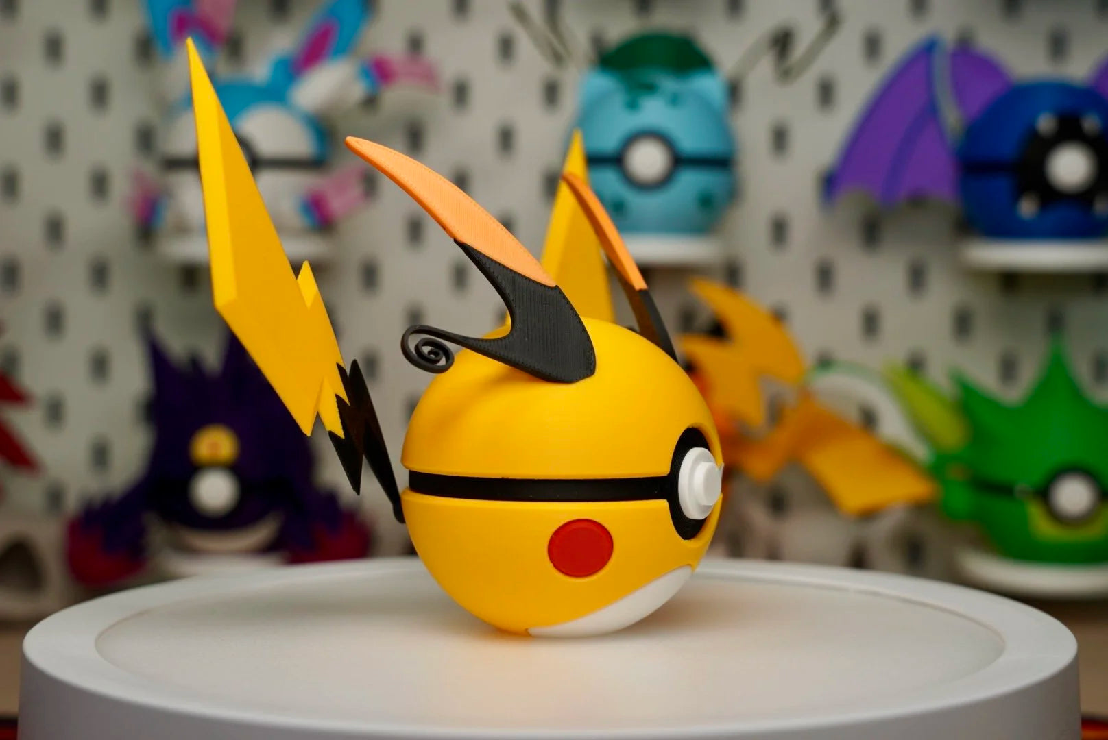 Pokémon-Inspired 3D Printed Poké Ball – Mega Raichu X