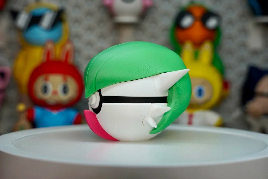 Pokémon-Inspired 3D Printed Poké Ball – Gardevoir