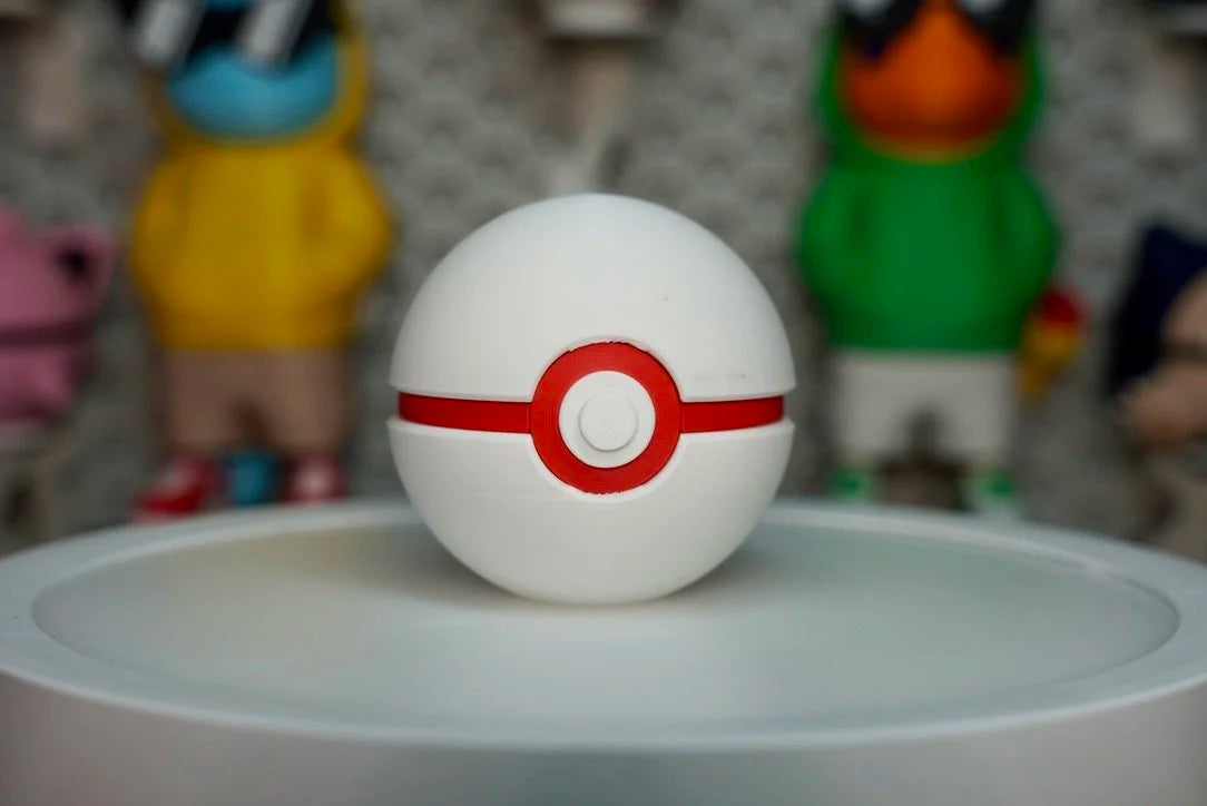 Premier Ball Poké Ball Replica – 3D Printed Pokémon Display Prop