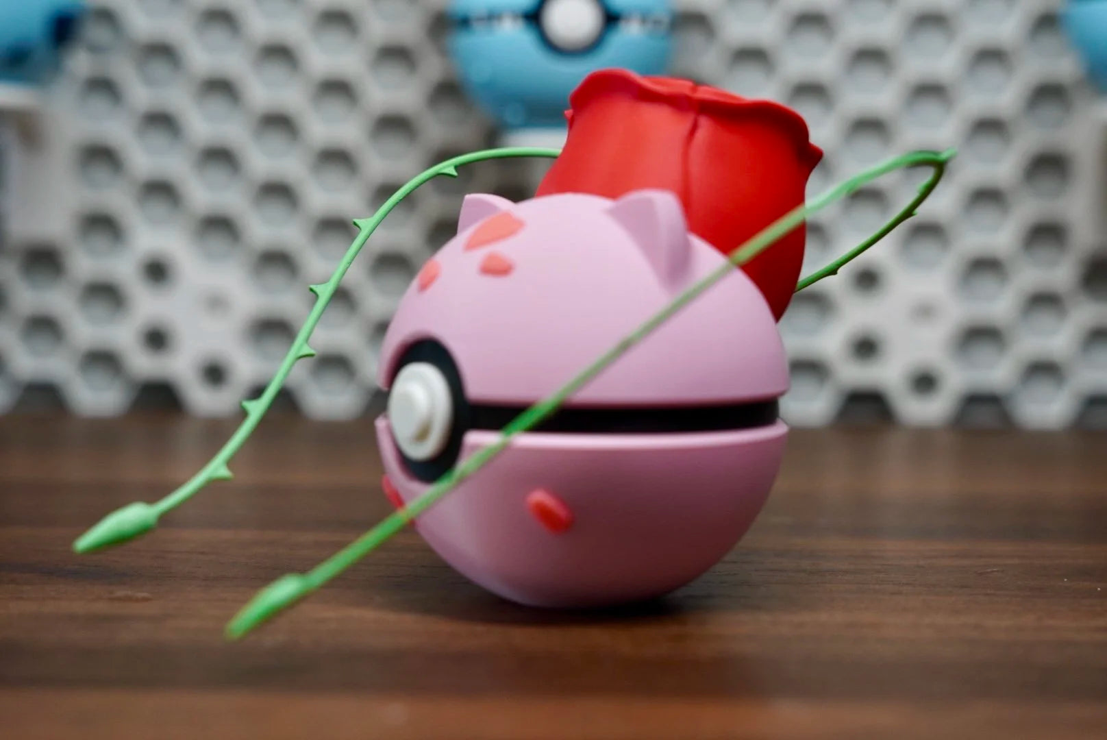 Pokémon-Inspired 3D Printed Poké Ball – Bulbasaur