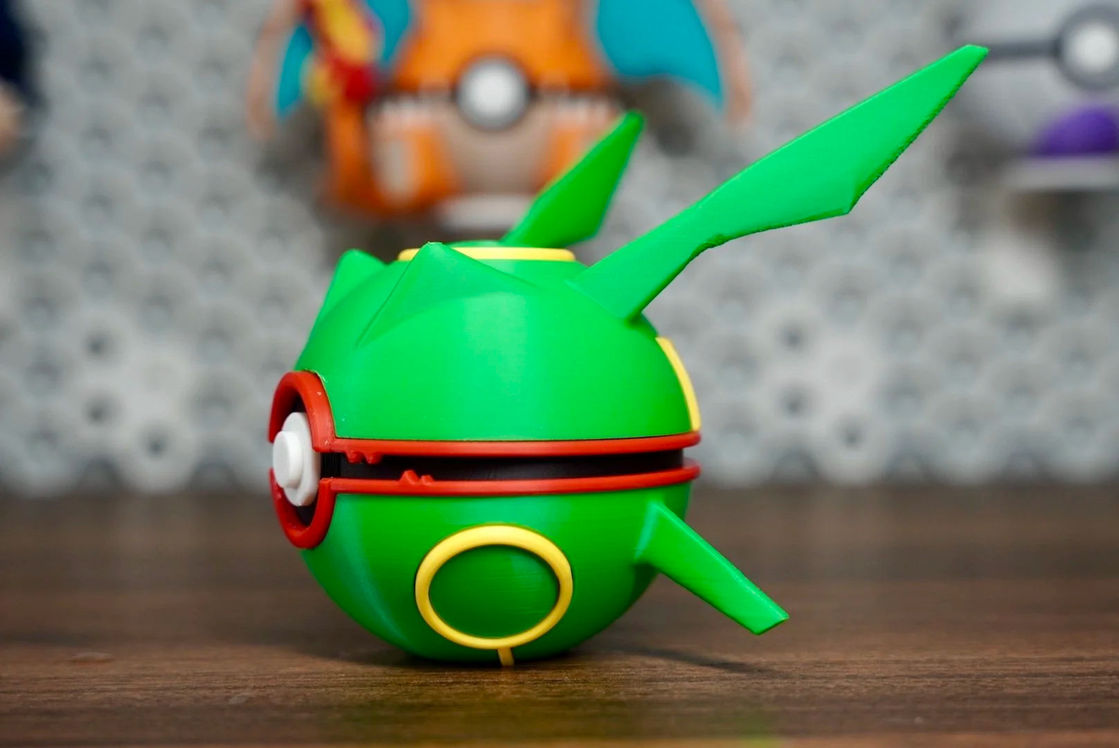 PPokémon-Inspired 3D Printed Poké Ball – Rayquaza