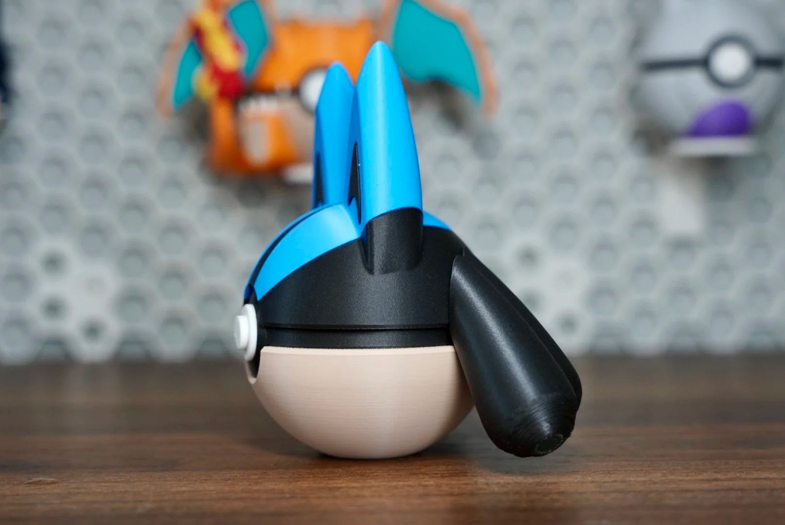Pokémon-Inspired 3D Printed Poké Ball – Lucario