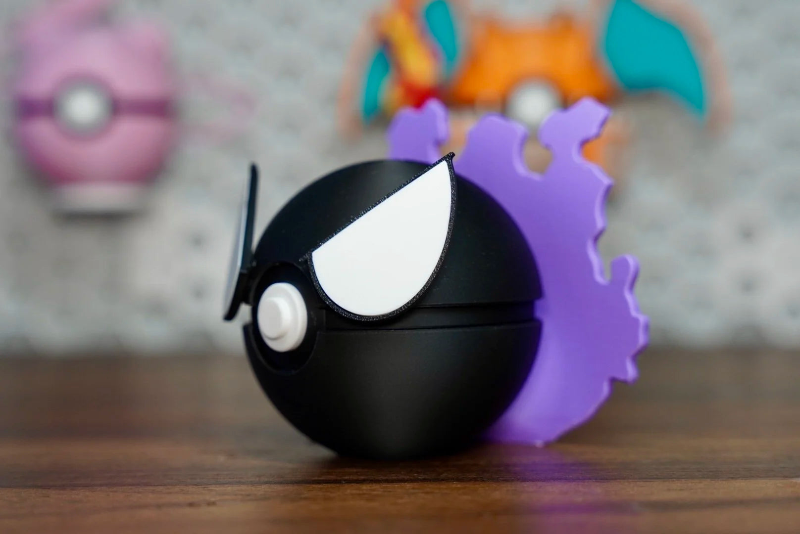 Pokémon-Inspired 3D Printed Poké Ball – Gastly