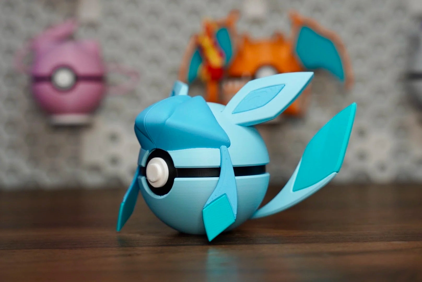 Pokémon-Inspired 3D Printed Poké Ball – Glaceon