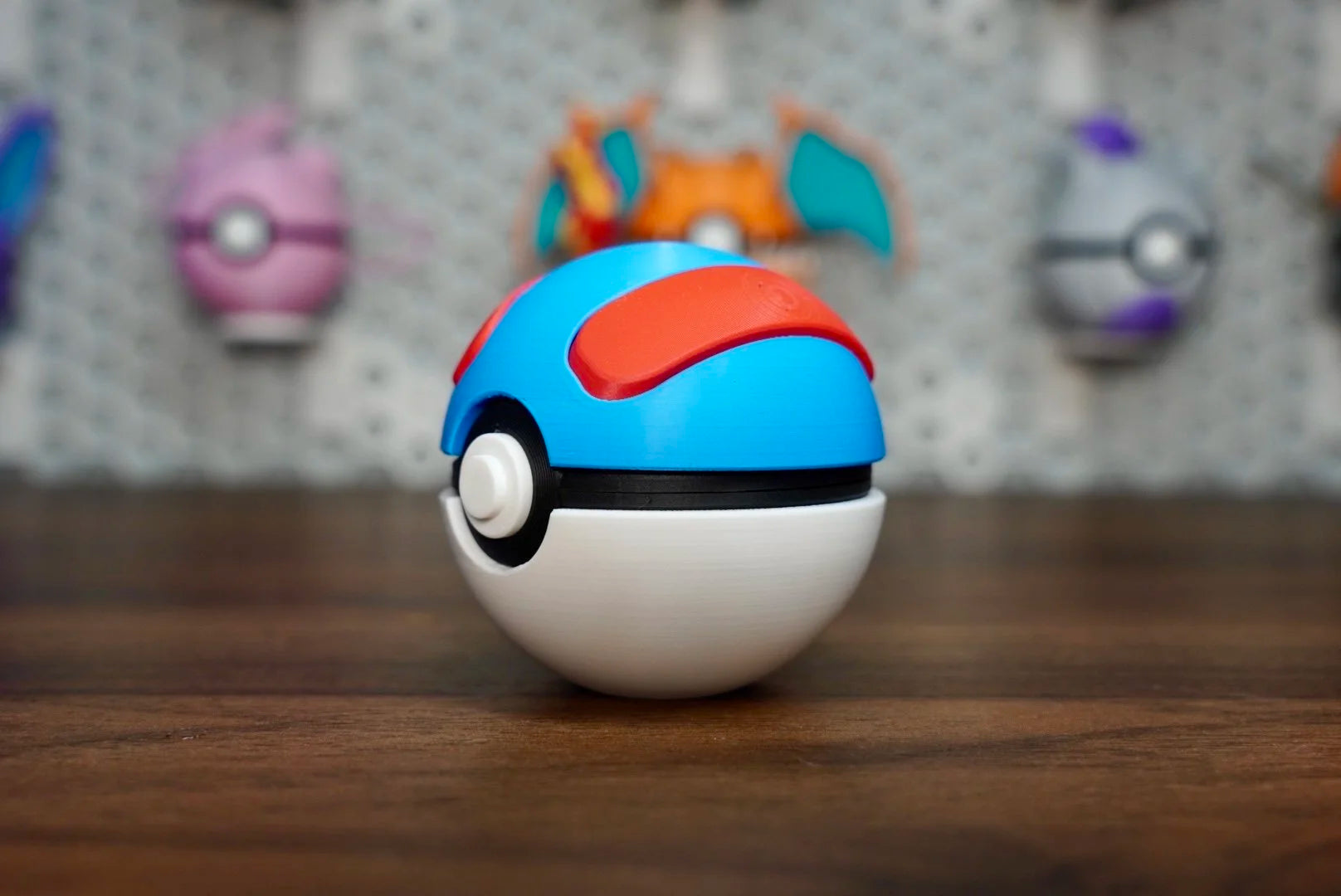 Great Ball Poké Ball Replica – 3D Printed Display Prop with Optional Opening Feature