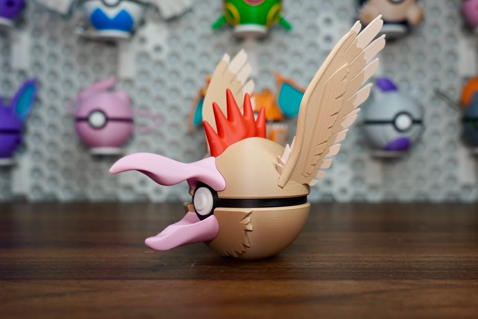 Pokémon-Inspired 3D Printed Poké Ball – Fearow