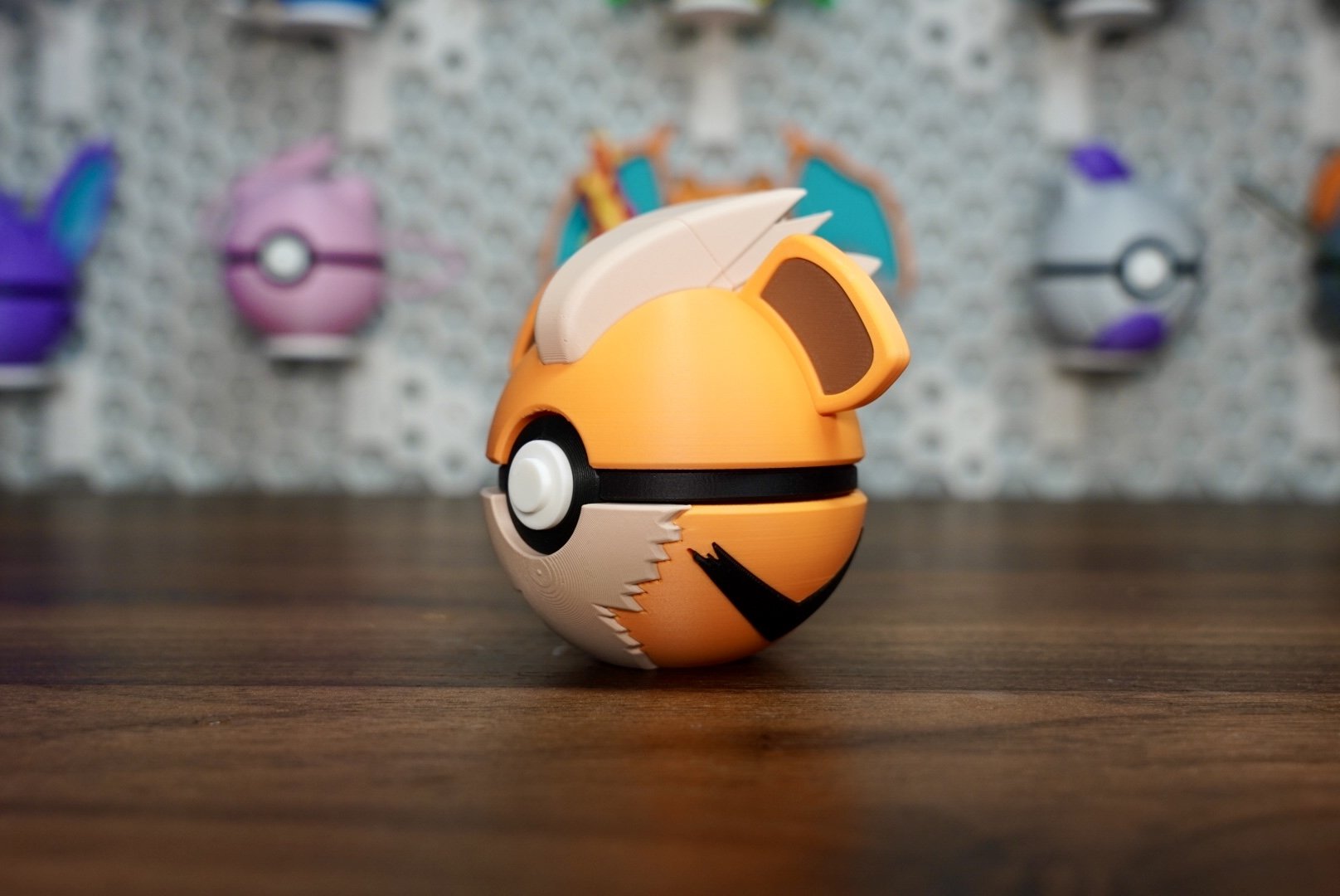 Pokémon-Inspired 3D Printed Poké Ball – Growlithe