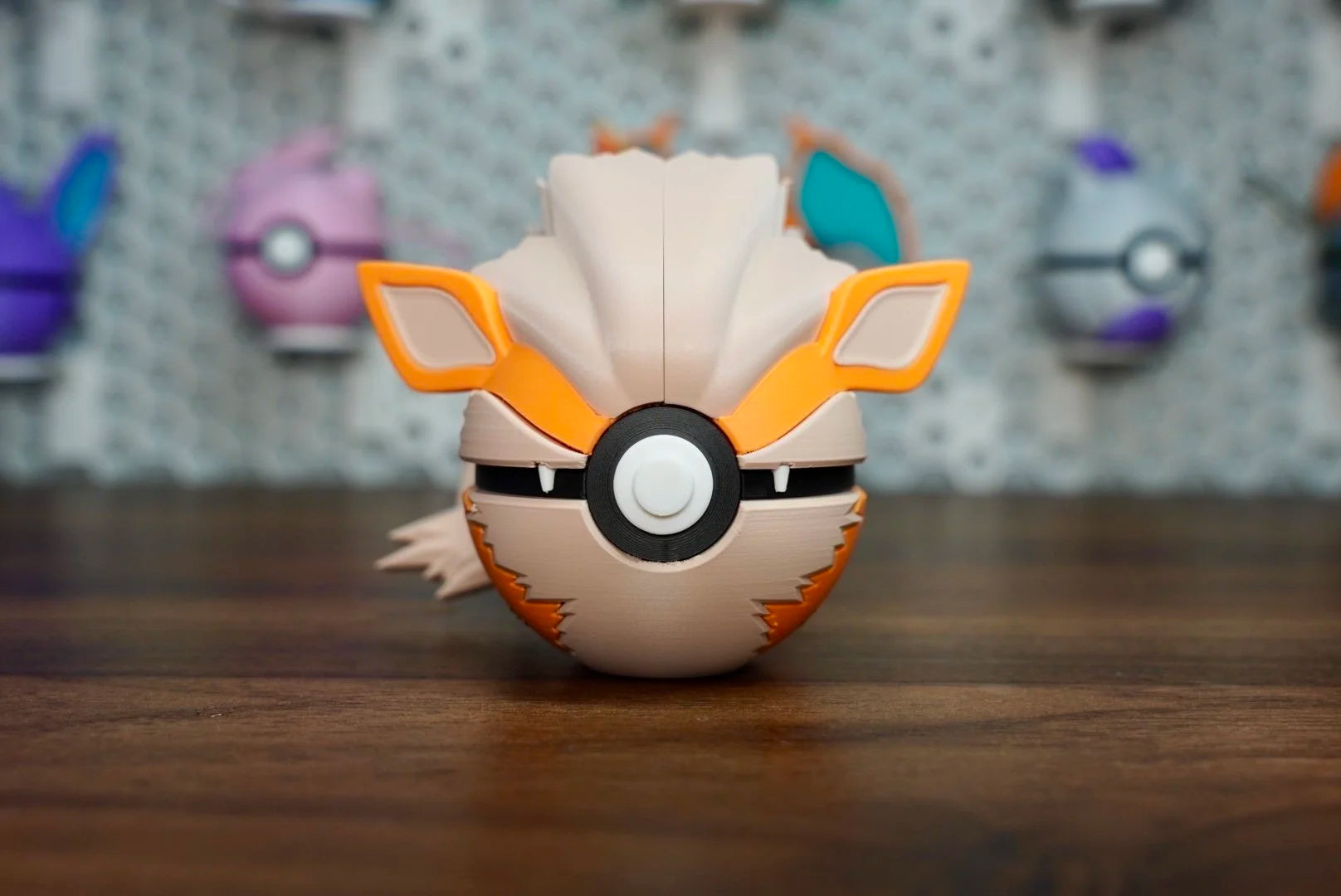 Pokémon-Inspired 3D Printed Poké Ball – Arcanine