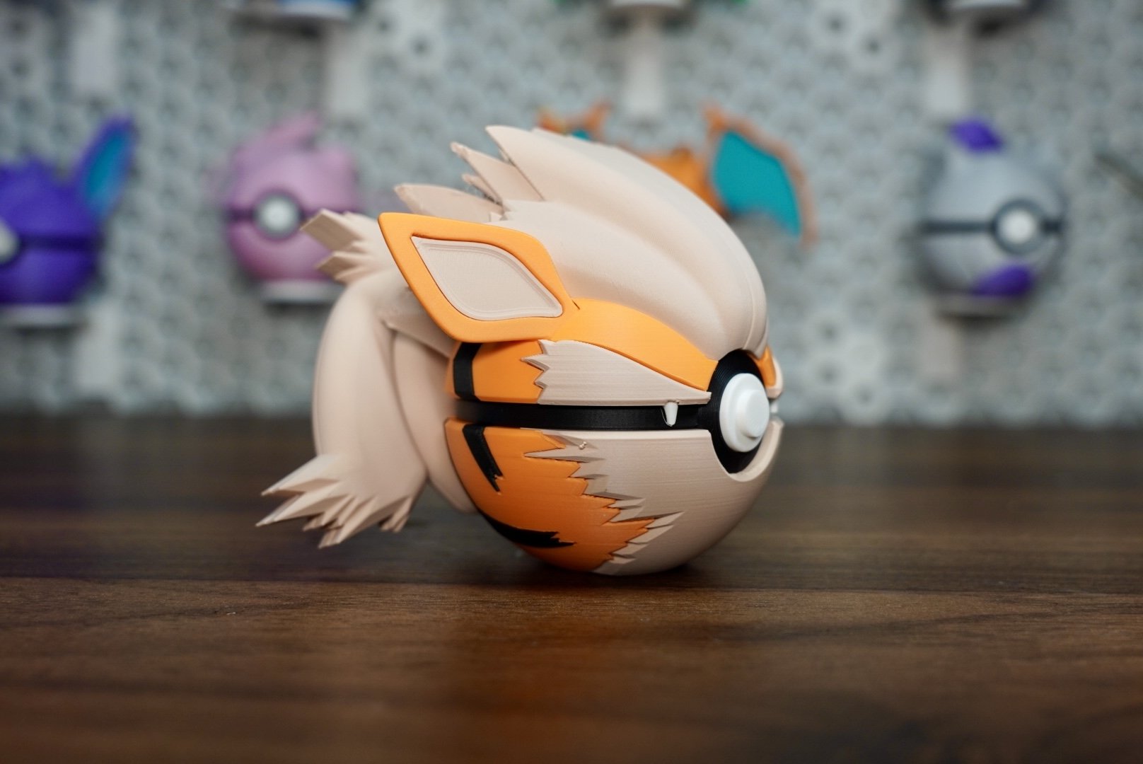 Pokémon-Inspired 3D Printed Poké Ball – Arcanine