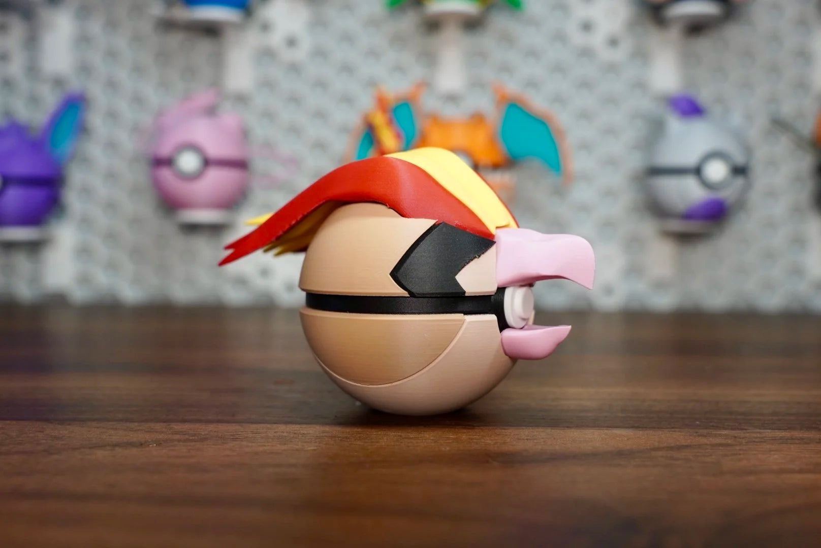 Pokémon-Inspired 3D Printed Poké Ball – Pidgeot