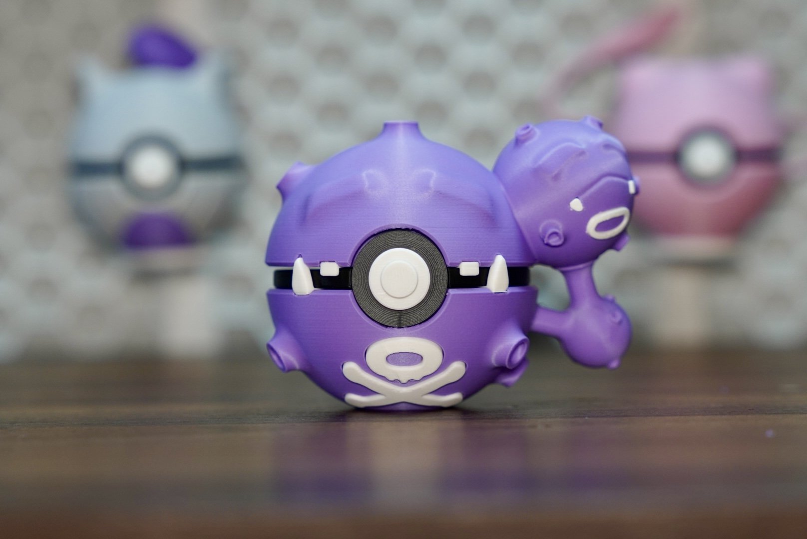 Pokémon-Inspired 3D Printed Poké Ball – Weezing