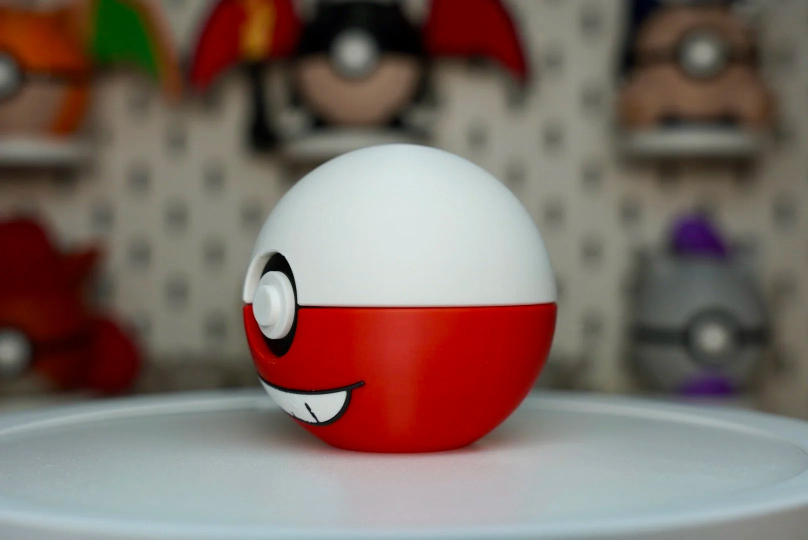 Pokémon-Inspired 3D Printed Poké Ball – Electrode