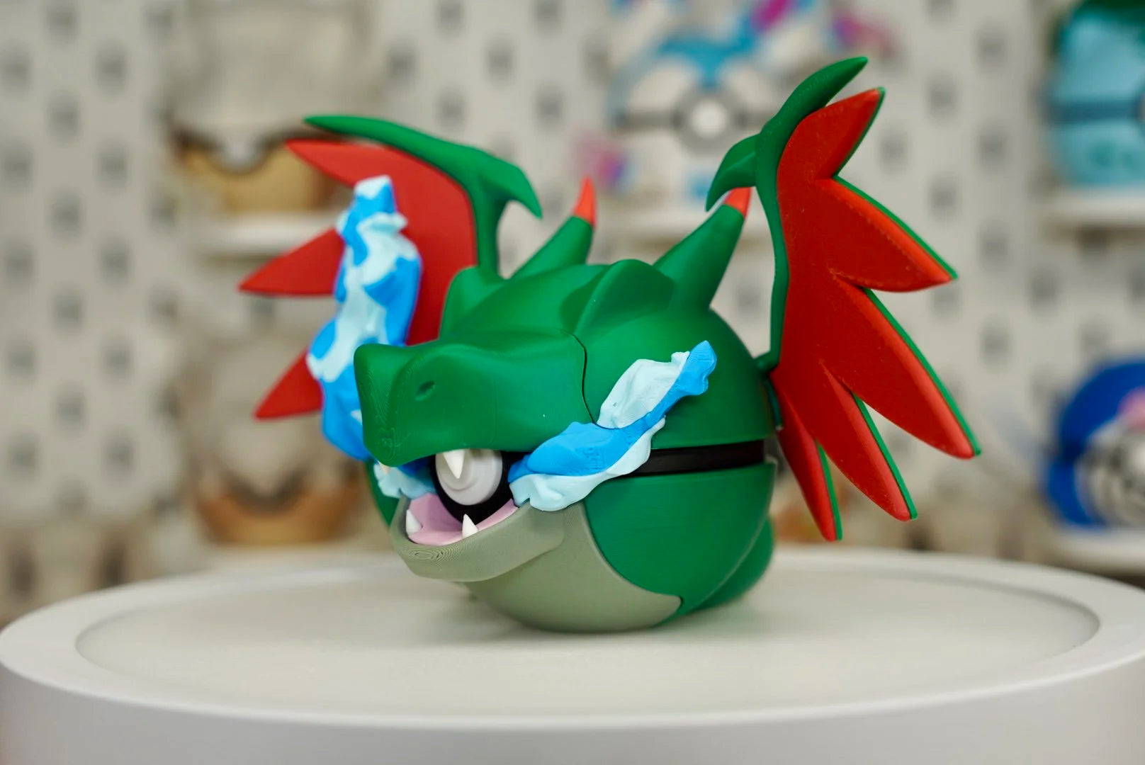 Shiny Mega Charizard Poké Ball – Optional Tail – 3D Printed Pokémon Display