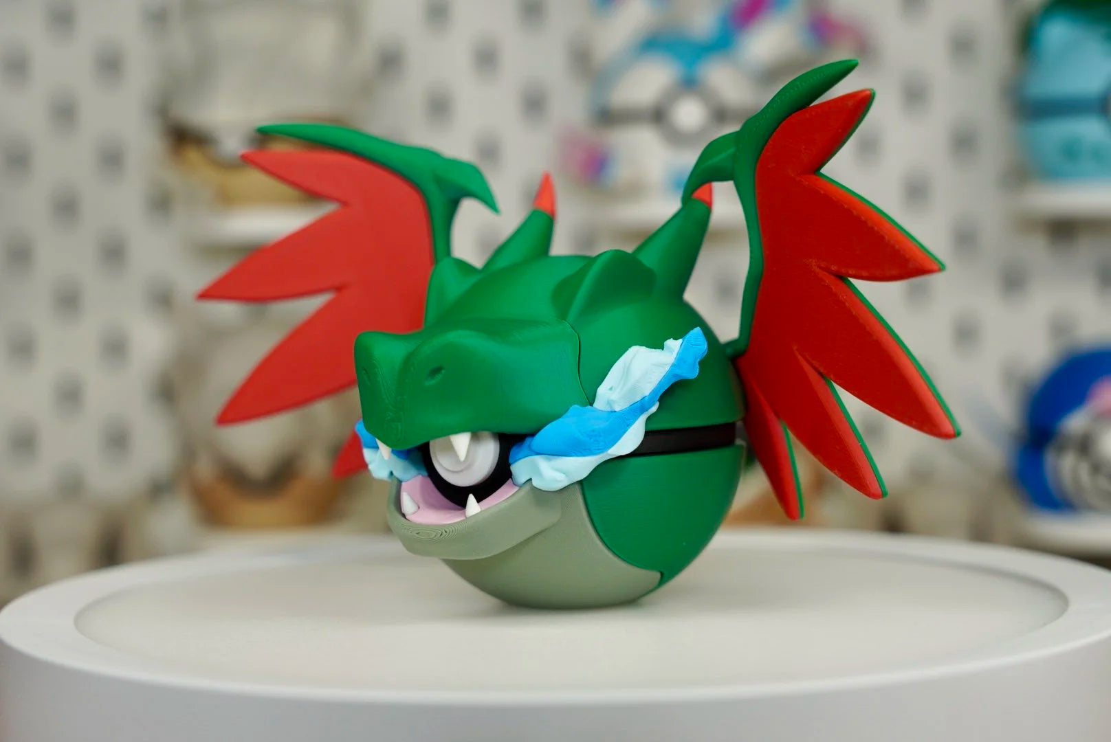 Shiny Mega Charizard Poké Ball – Optional Tail – 3D Printed Pokémon Display