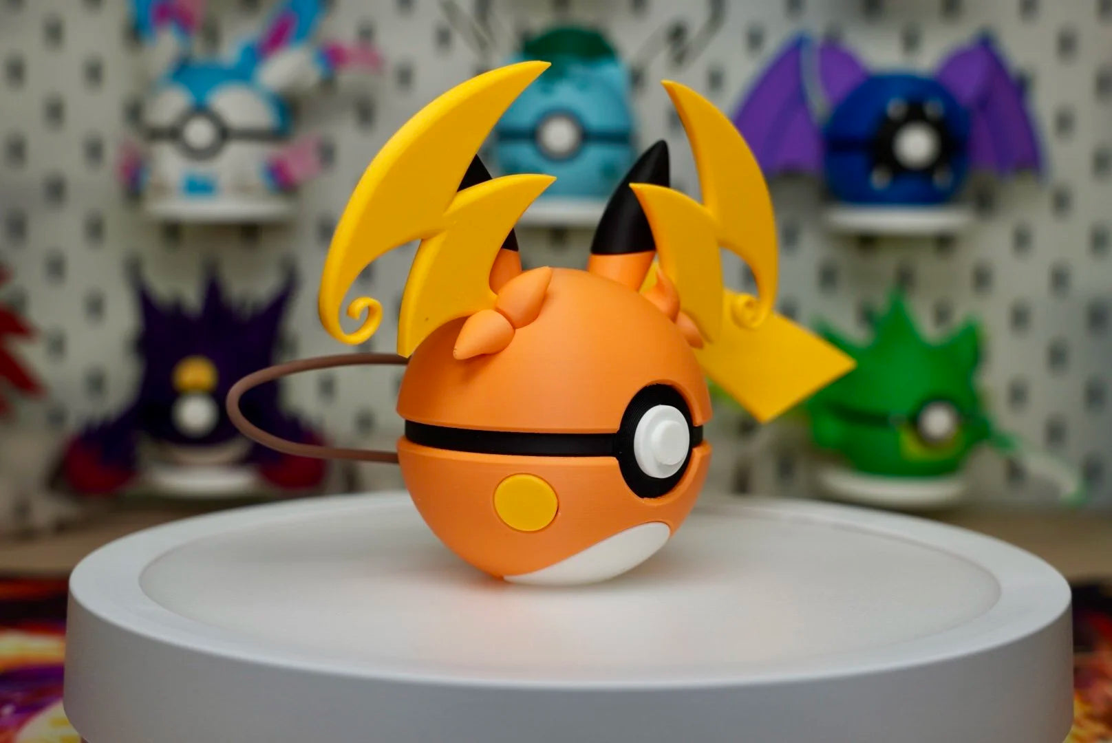 Pokémon-Inspired 3D Printed Poké Ball – Mega Raichu Y