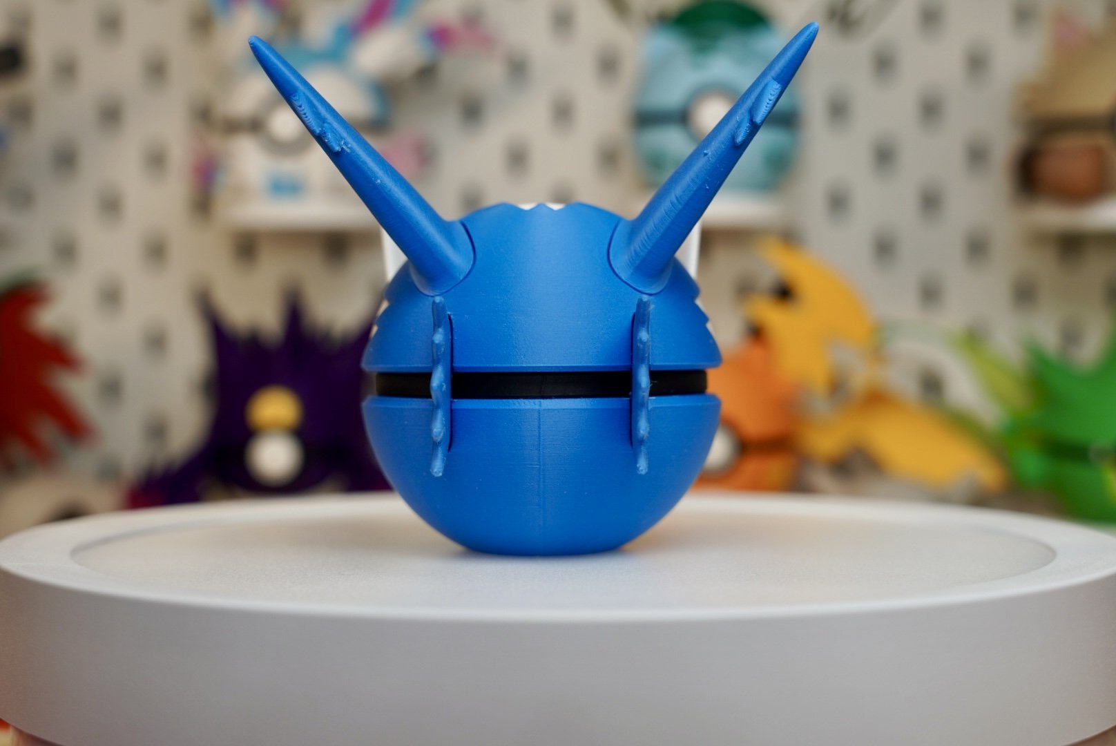 Latios Poké Ball Replica – 3D Printed Pokémon Display Collectible (Copy)