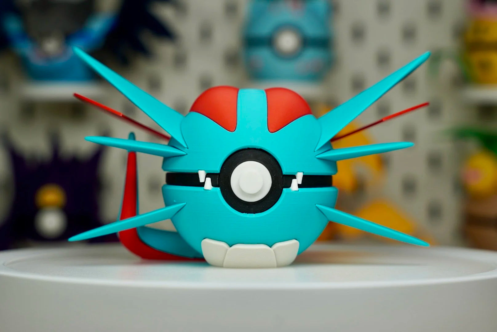 Salamence Poké Ball – 3D Printed Pokemon Collectible Display