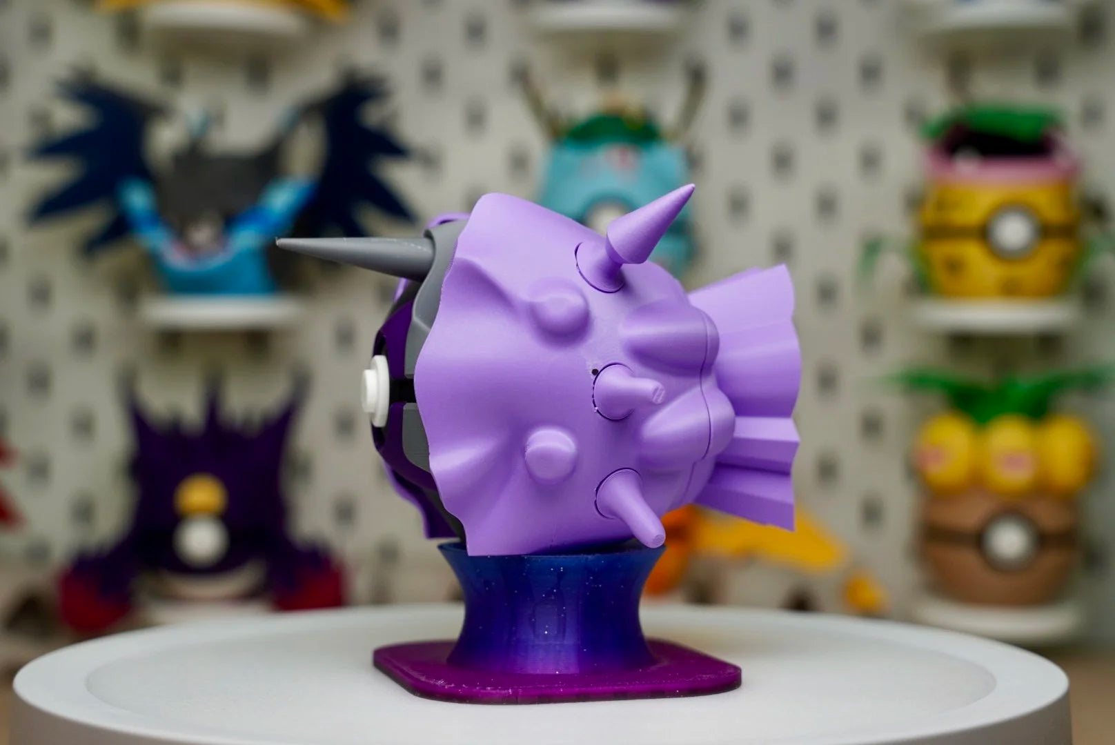 Cloyster Poké Ball Replica – 3D Printed Pokémon Display Collectible