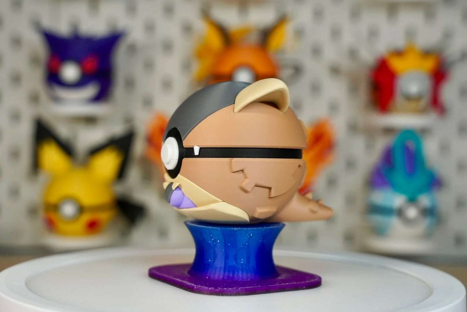 Pokémon-Inspired 3D Printed Poké Ball – Kangaskhan