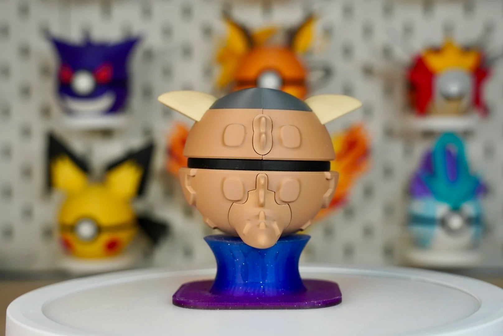 Pokémon-Inspired 3D Printed Poké Ball – Kangaskhan