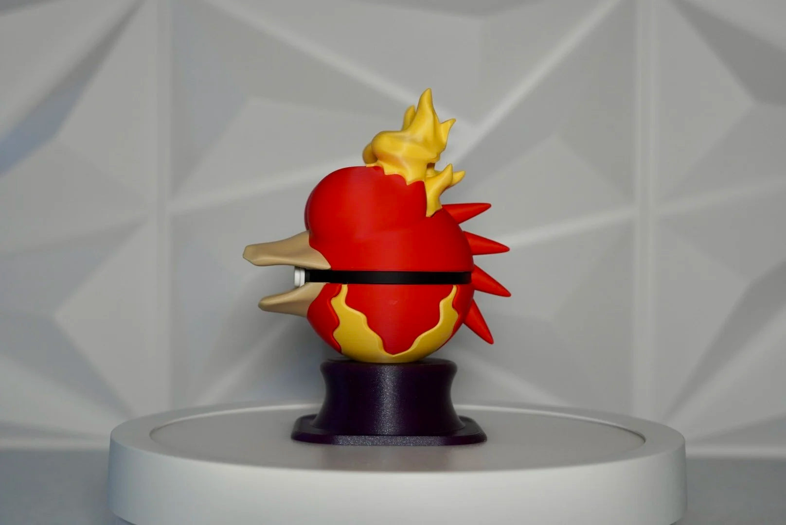 Pokémon-Inspired 3D Printed Poké Ball – Magmar