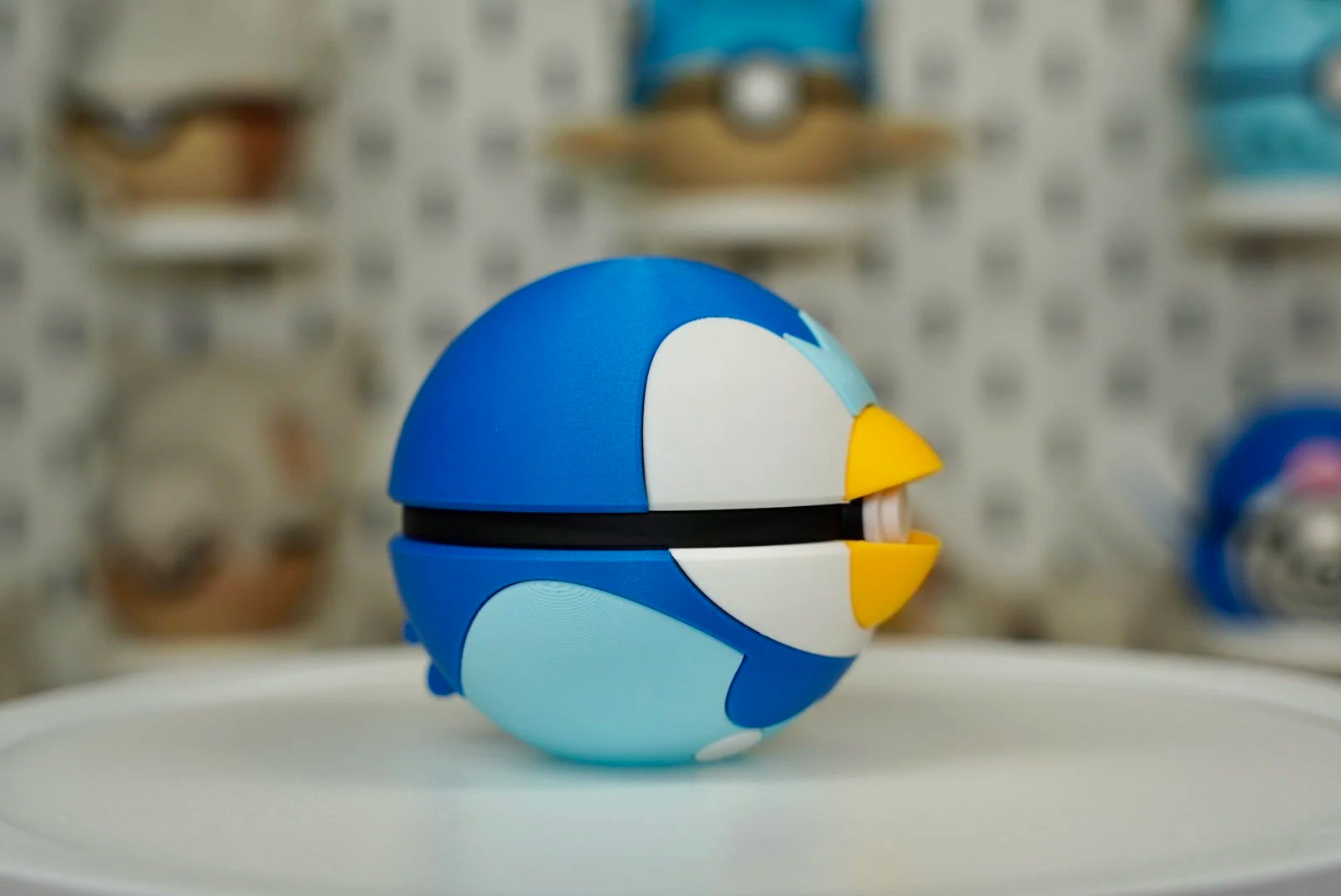 Piplup Poké Ball Replica – 3D Printed Pokémon Display Collectible