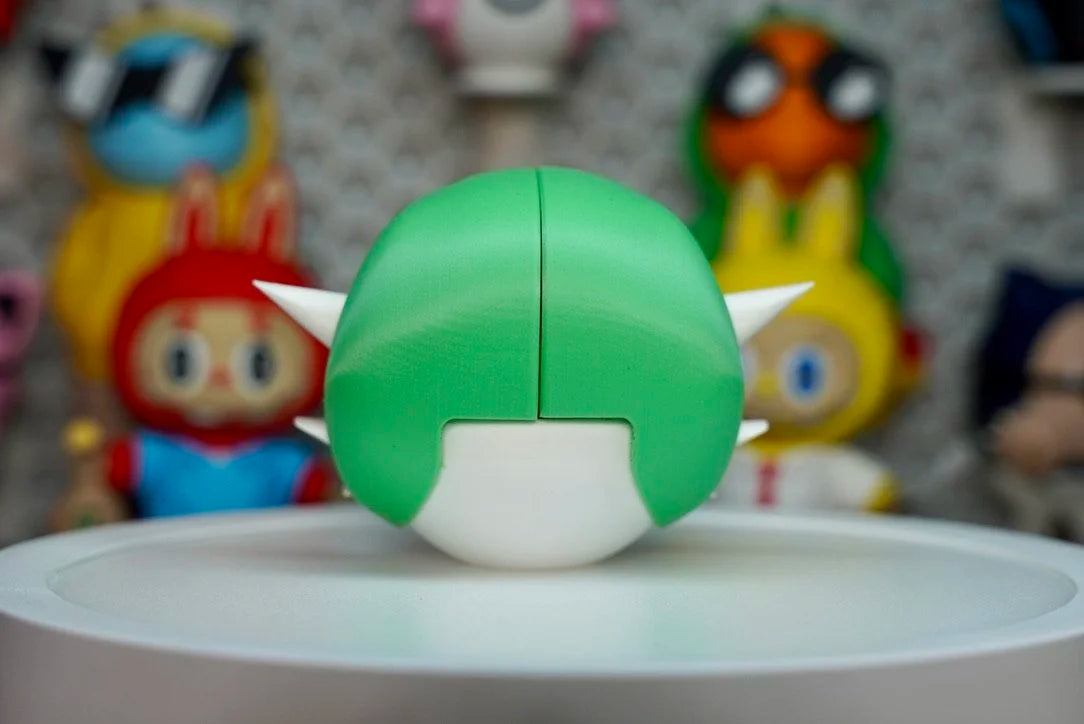 Pokémon-Inspired 3D Printed Poké Ball – Gardevoir