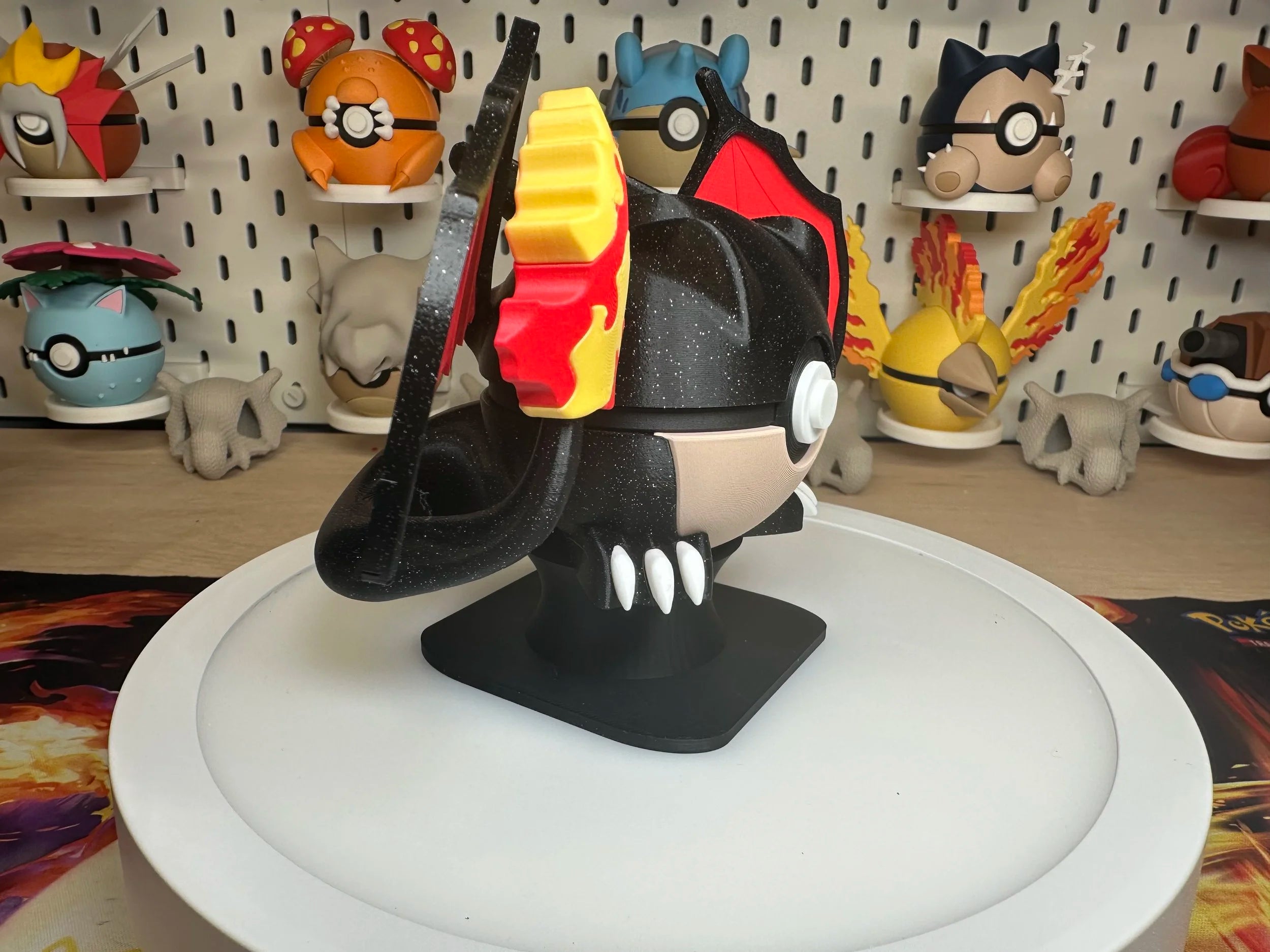 Single Poké Ball Display Stand | Fits N3D & Standard Balls